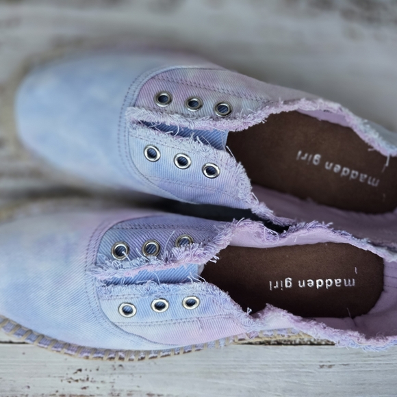 Madden Girl Pink and Blue Casual Sneakers with Distressed Canvas - Picture 4 of 5